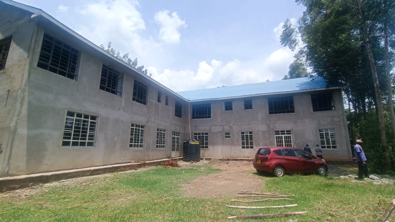 Photo 2025 04 12 21 38 09